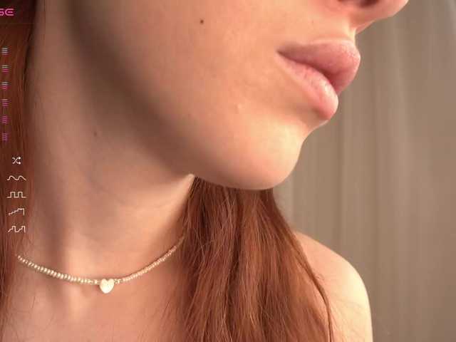 BlackWidow22's BongaCams show and profile