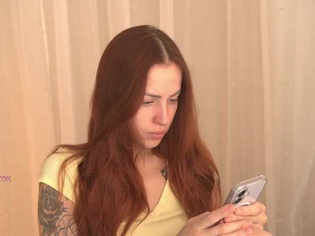 BlackWidow22's BongaCams show and profile