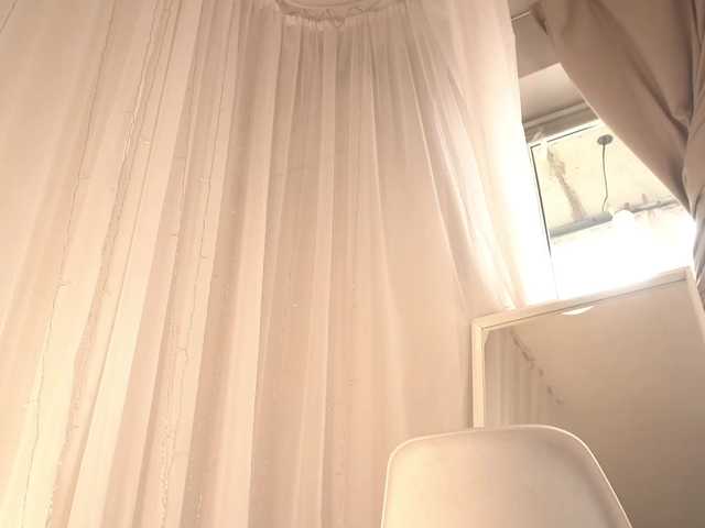 BlackWidow22's BongaCams show and profile