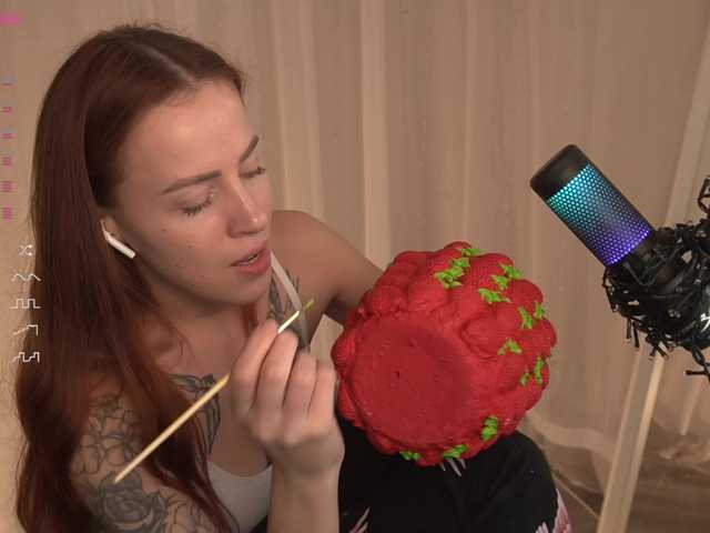 BlackWidow22's BongaCams show and profile