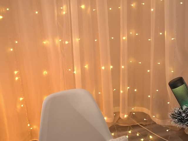 BlackWidow22's BongaCams show and profile