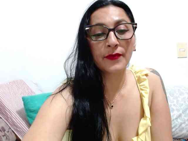 HotxKarina webcam