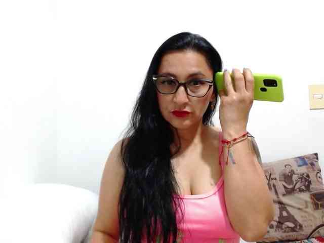 HotxKarina webcam
