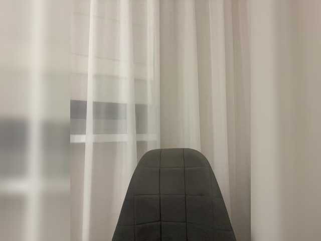 -Jolly-'s BongaCams show and profile