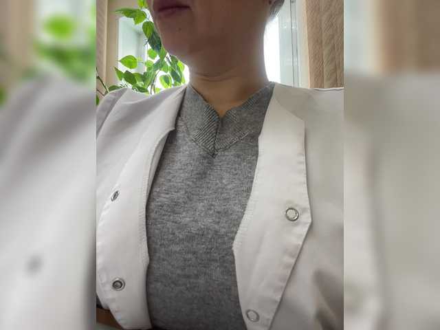 -Jolly- — Beautiful natural tits here! A pearl in a shell is waiting for you in full private!