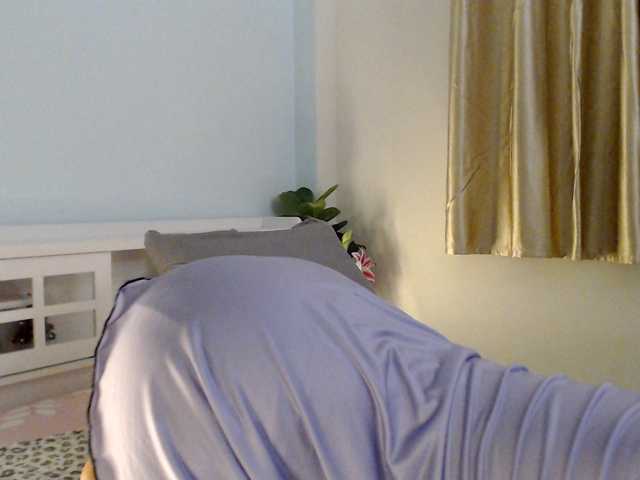 Kinnaree's BongaCams show and profile