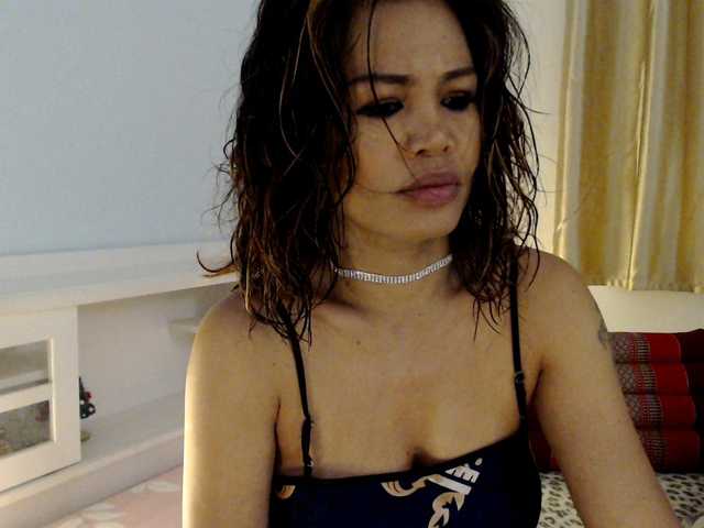 Kinnaree's BongaCams show and profile