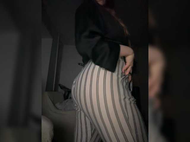 L0lly-D0lly's BongaCams show and profile