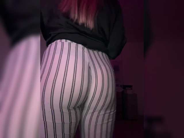 L0lly-D0lly's BongaCams show and profile