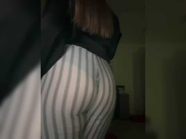 L0lly-D0lly's BongaCams show and profile