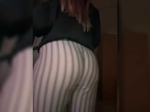 L0lly-D0lly's BongaCams show and profile