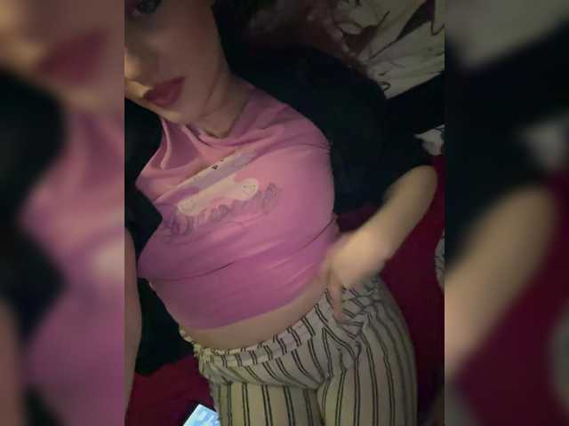 L0lly-D0lly's BongaCams show and profile