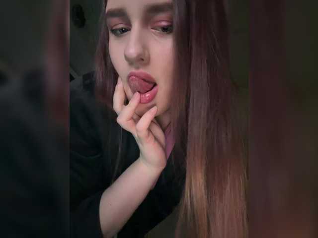 L0lly-D0lly's BongaCams profile