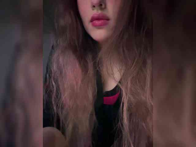 L0lly-D0lly Live Webcam on BongaCams