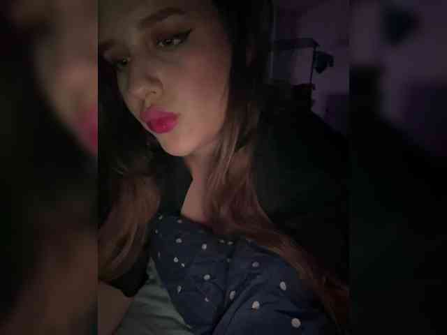 L0lly-D0lly Live Webcam on BongaCams