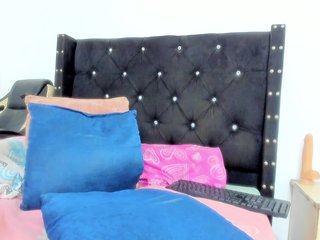 EbonnyLatinx Porn Show