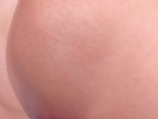 Kahia-swt's BongaCams show and profile