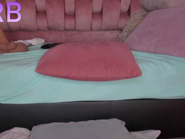 Kahia-swt's BongaCams show and profile