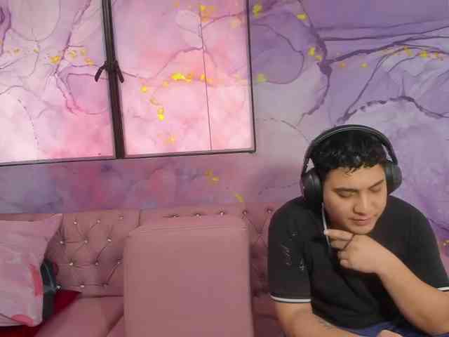blow2job_lat webcam