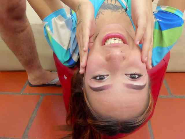 blow2job_lat webcam