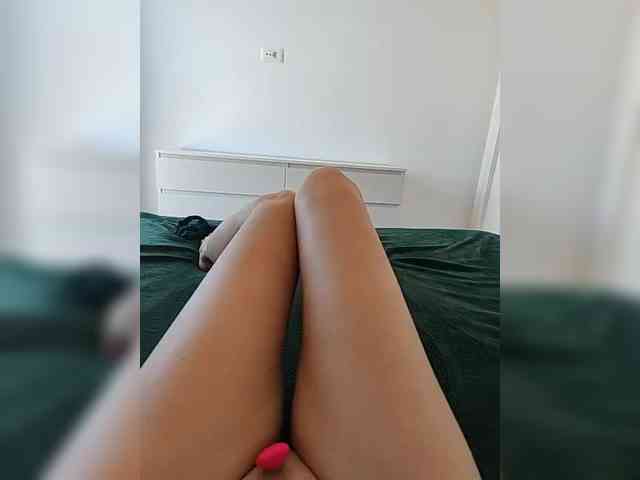 Julli21 webcam