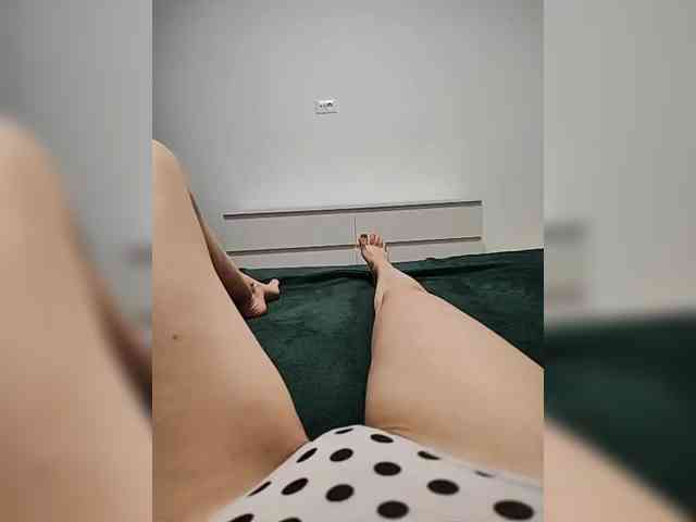 Julli21 webcam