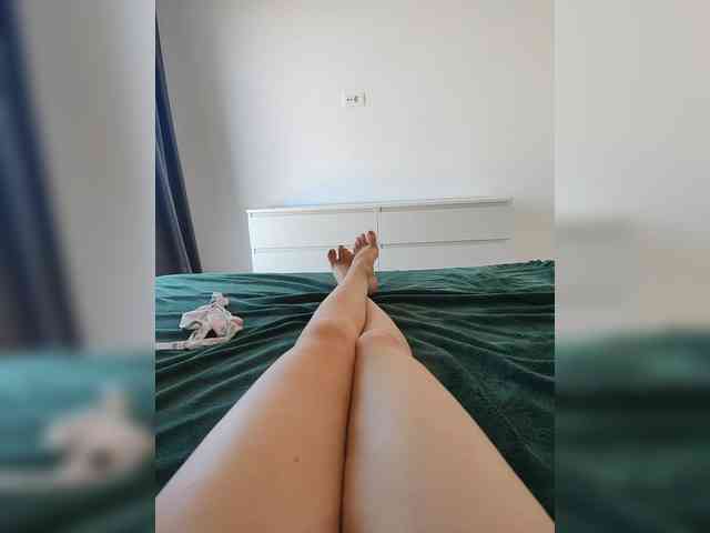 Julli21 webcam