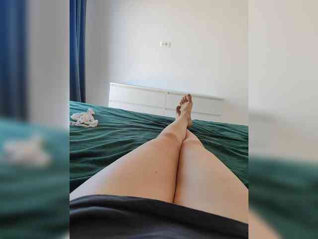 Julli21 webcam