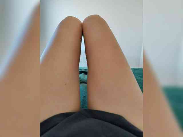 Julli21 webcam