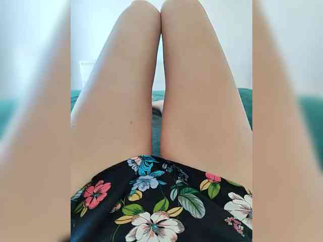 Julli21 webcam