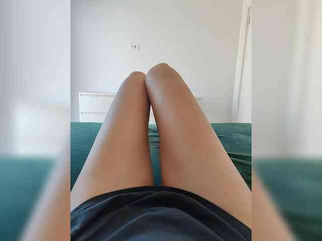 Julli21 webcam