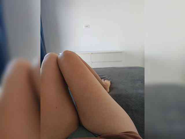 Julli21 webcam