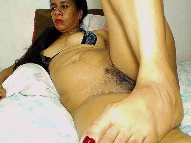 alondra_groot webcam