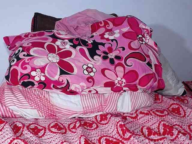 alondra_groot webcam