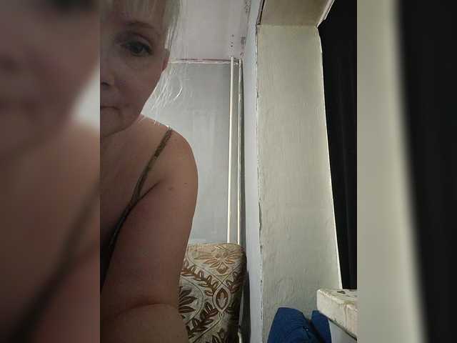 Sweetie454's BongaCams show and profile