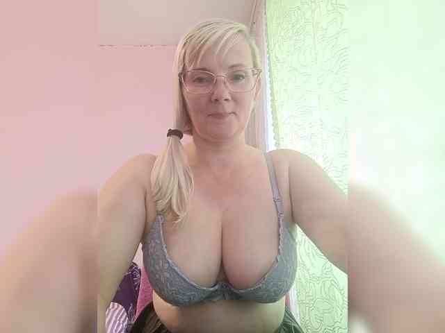 Sweetie454 webcam