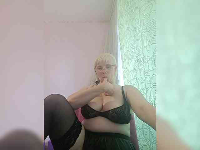Sweetie454 webcam