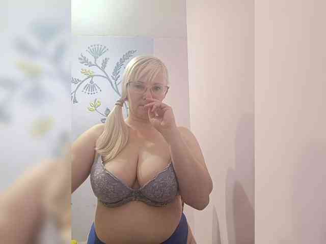 Sweetie454 webcam