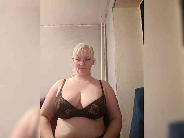 Sweetie454 webcam