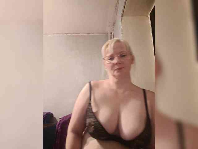 Sweetie454 webcam