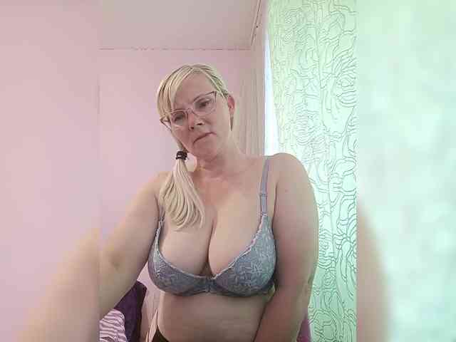 Sweetie454 webcam