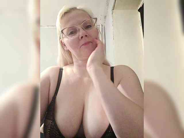 Sweetie454 webcam