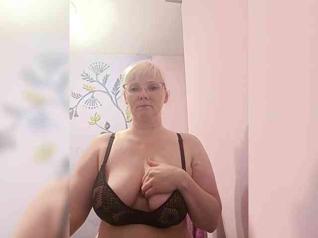 Sweetie454 webcam