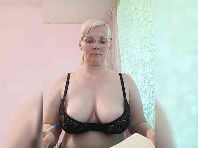Sweetie454 webcam
