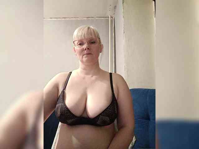 Sweetie454 webcam