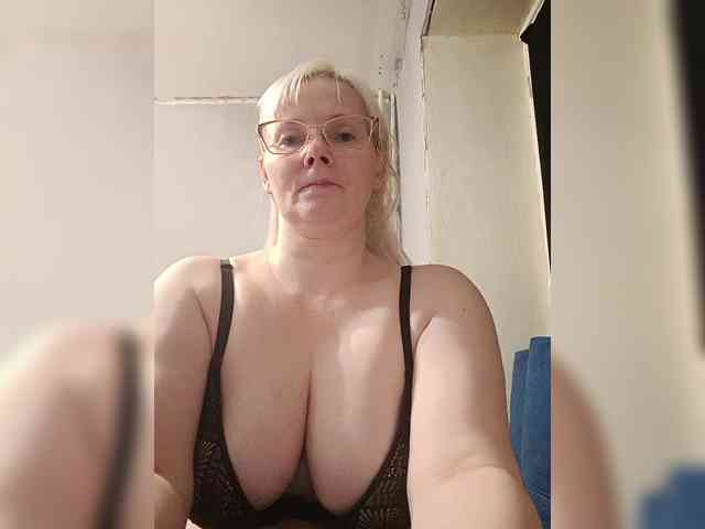 Sweetie454 webcam