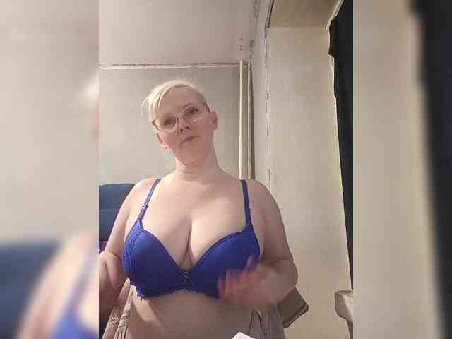 Sweetie454 webcam