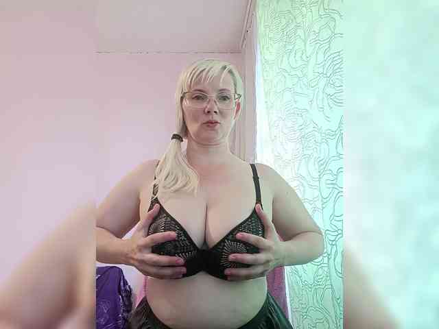 Sweetie454 webcam