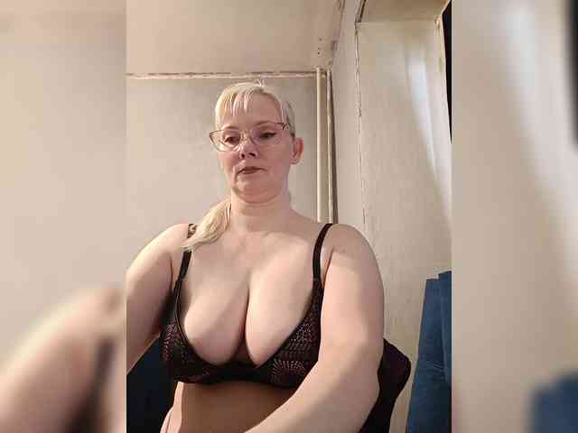 Sweetie454 webcam