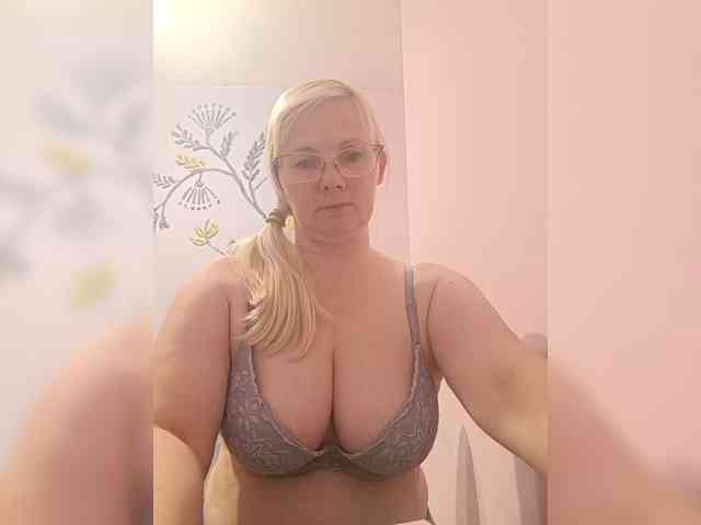 Sweetie454 webcam